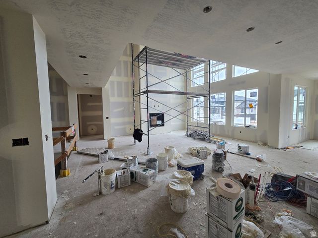 39 N HAYFIELD CIR, Kaysville, UT 84037