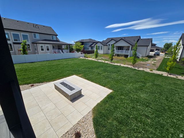 39 N HAYFIELD CIR, Kaysville, UT 84037