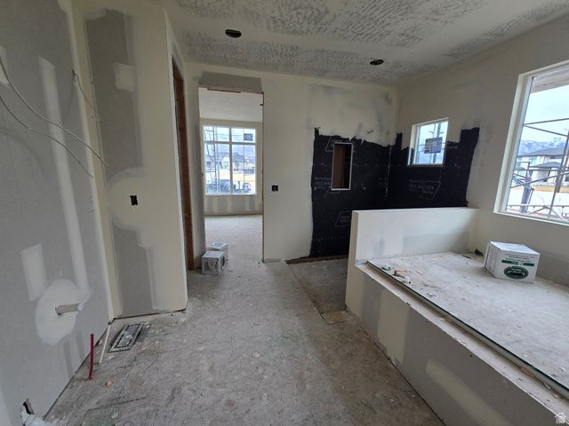 39 N HAYFIELD CIR, Kaysville, UT 84037