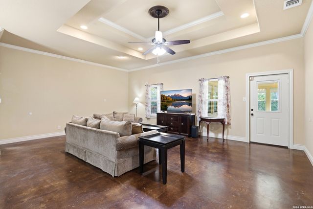 200 Creekwood Ct, Spring Branch, TX 78070