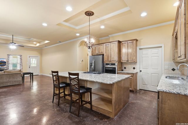 200 Creekwood Ct, Spring Branch, TX 78070