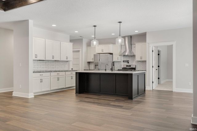 13335 Passerine Boulevard, Fort Wayne, IN 46845