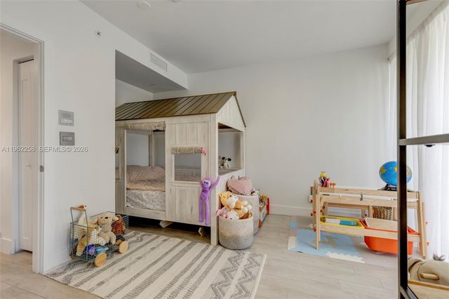 89 N Shore Dr, Miami Beach, FL 33141