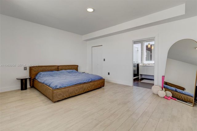 89 N Shore Dr, Miami Beach, FL 33141