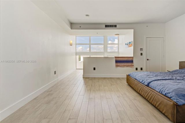 89 N Shore Dr, Miami Beach, FL 33141