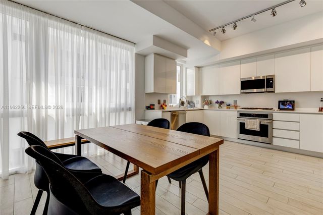 89 N Shore Dr, Miami Beach, FL 33141