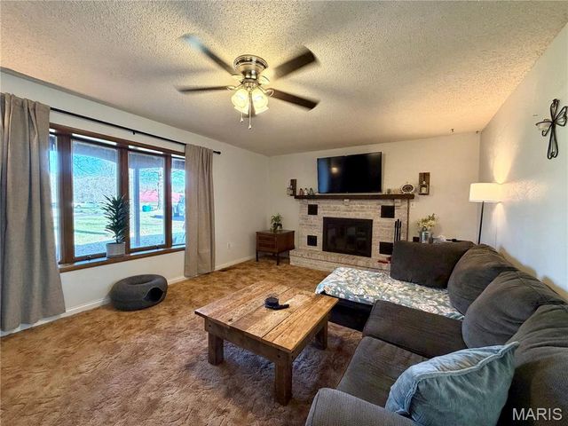 1451 Spring Bluff Road, Sullivan, MO 63080