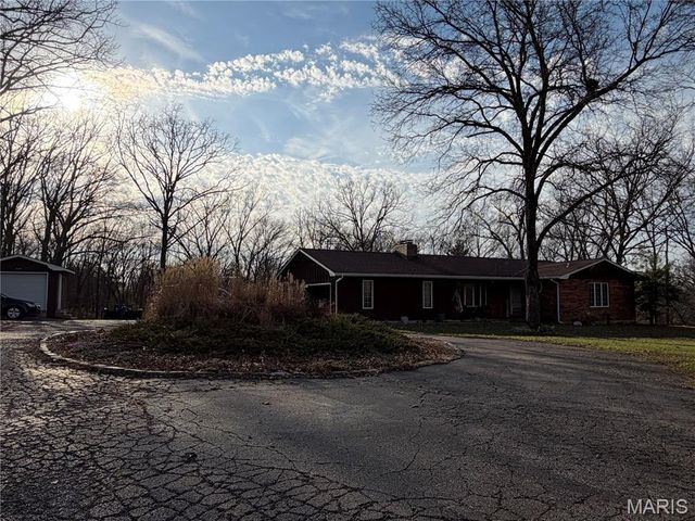 1451 Spring Bluff Road, Sullivan, MO 63080