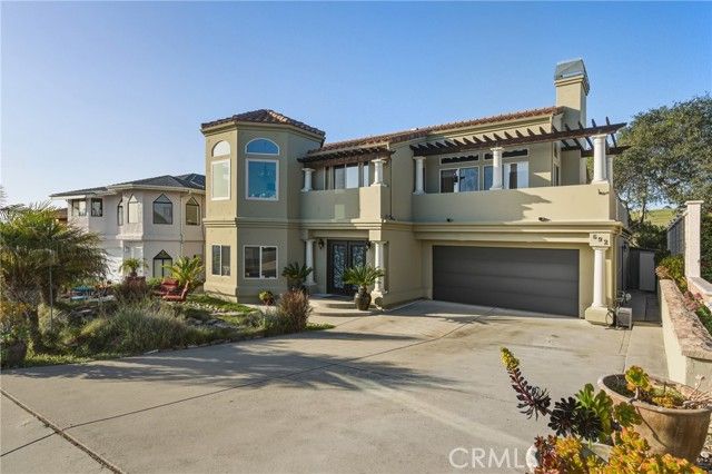 692 Shamrock, Pismo Beach, CA 93449