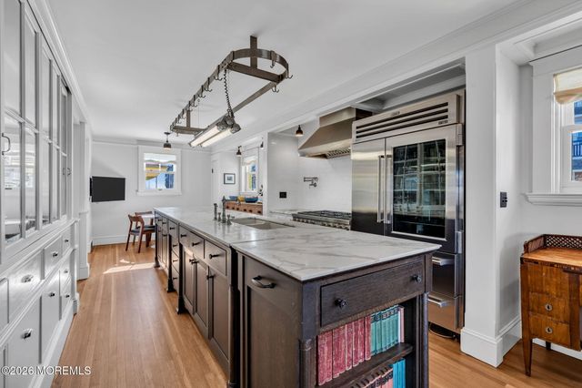26 Lake Avenue, Ocean Grove, NJ 07756