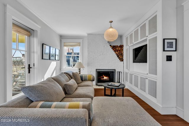 26 Lake Avenue, Ocean Grove, NJ 07756