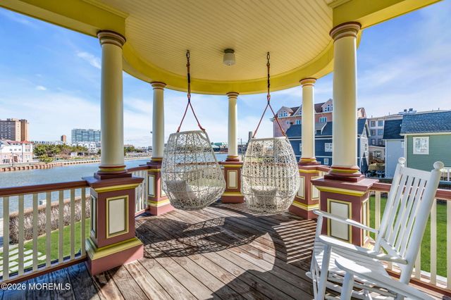 26 Lake Avenue, Ocean Grove, NJ 07756