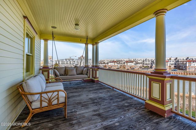26 Lake Avenue, Ocean Grove, NJ 07756