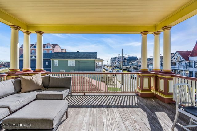 26 Lake Avenue, Ocean Grove, NJ 07756