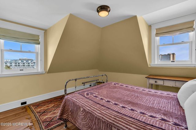 26 Lake Avenue, Ocean Grove, NJ 07756