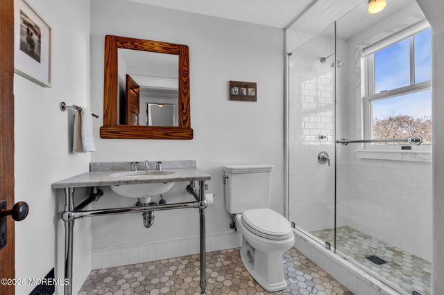 26 Lake Avenue, Ocean Grove, NJ 07756