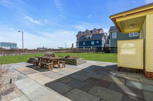 26 Lake Avenue, Ocean Grove, NJ 07756