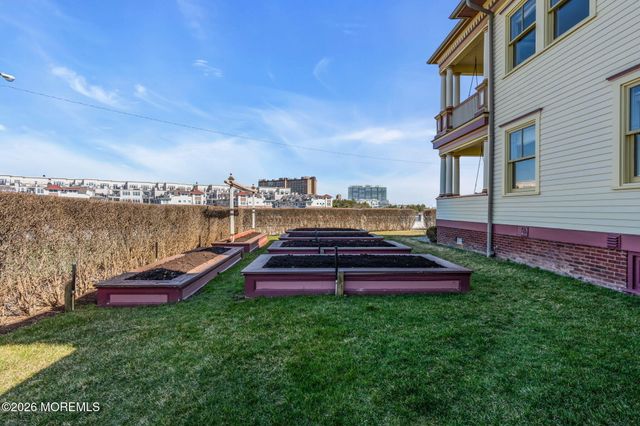 26 Lake Avenue, Ocean Grove, NJ 07756