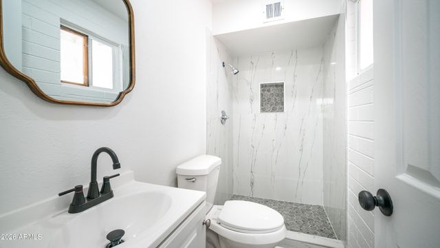 1326 W 6TH Avenue, Mesa, AZ 85202