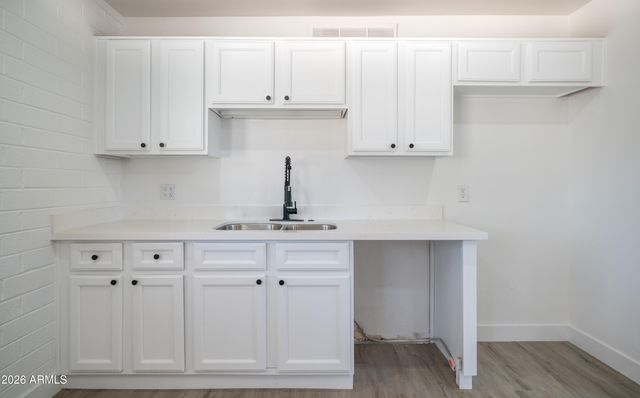 1326 W 6TH Avenue, Mesa, AZ 85202