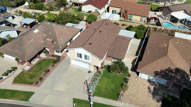 2525 S Manitoba, Santa Ana, CA 92704