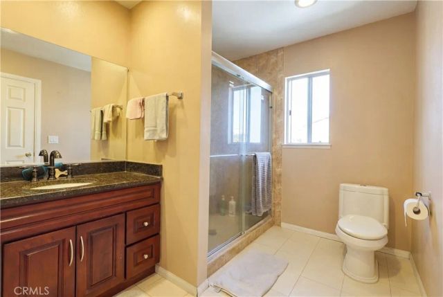 2525 S Manitoba, Santa Ana, CA 92704