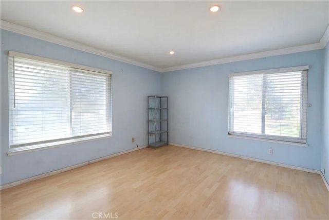 2525 S Manitoba, Santa Ana, CA 92704