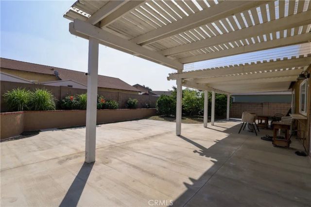 2525 S Manitoba, Santa Ana, CA 92704
