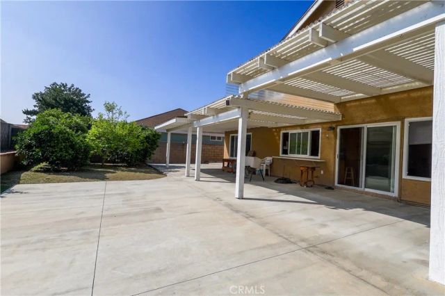 2525 S Manitoba, Santa Ana, CA 92704