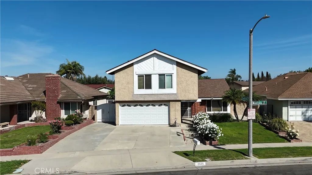 2525 S Manitoba, Santa Ana, CA 92704