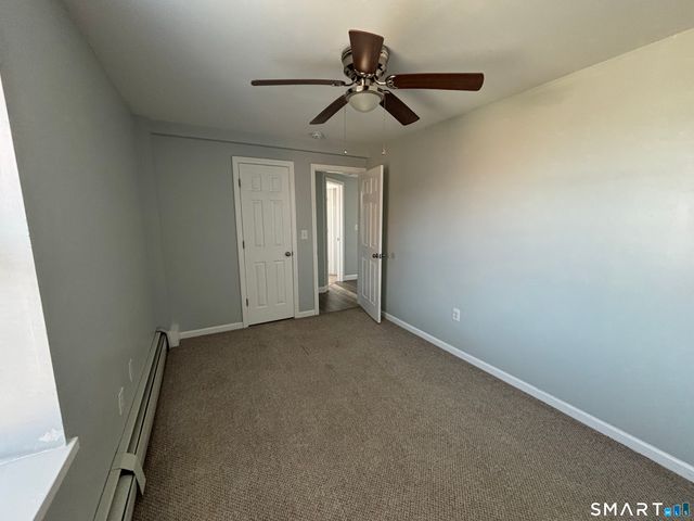 213 Golden Hill Street 4D, Bridgeport, CT 06604
