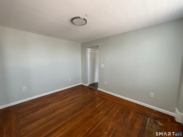213 Golden Hill Street 4D, Bridgeport, CT 06604