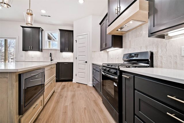 247 Kinross Drive, Bella Vista, AR 72715