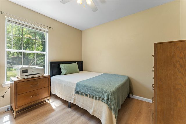 2008 W Holly Street, Fayetteville, AR 72703