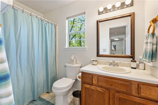 2008 W Holly Street, Fayetteville, AR 72703