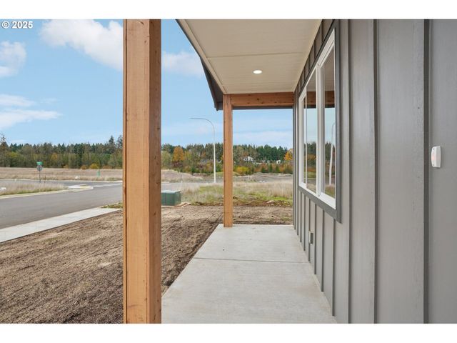 312 Eminence Ave, Winlock, WA 98596