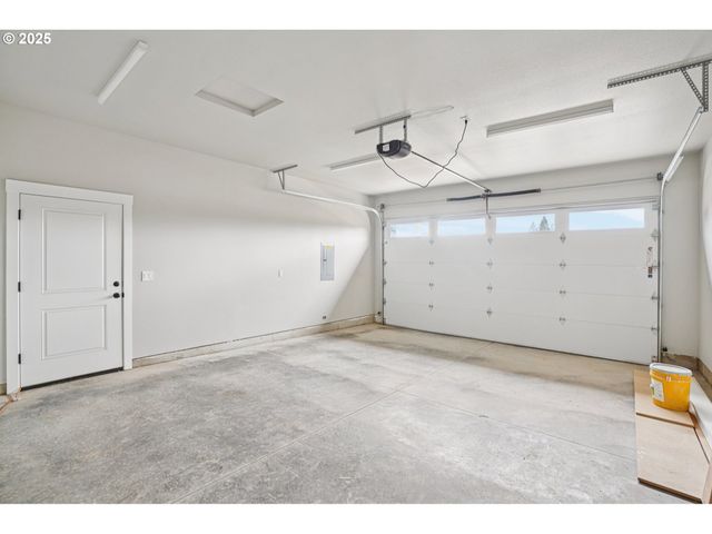 312 Eminence Ave, Winlock, WA 98596