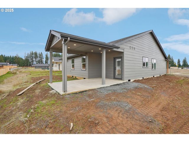 312 Eminence Ave, Winlock, WA 98596