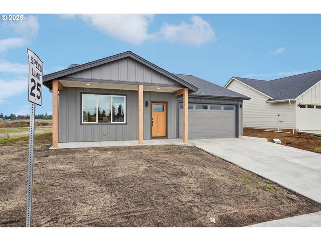 312 Eminence Ave, Winlock, WA 98596