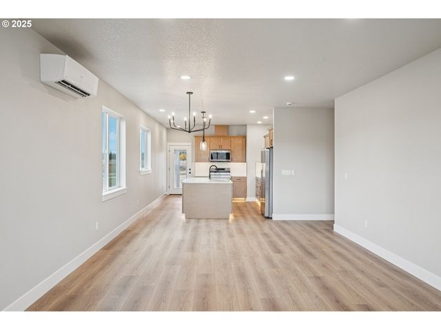 312 Eminence Ave, Winlock, WA 98596