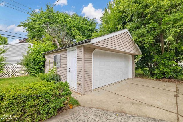 3621 Buckingham Avenue, Berkley, MI 48072