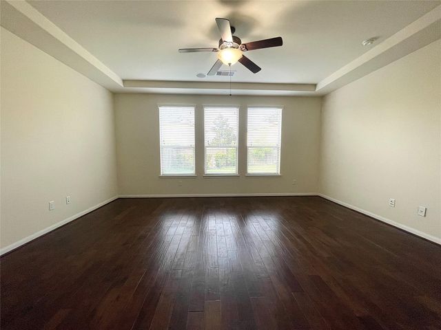 5366 Blue Mountain Lane, Sugar Land, TX 77479