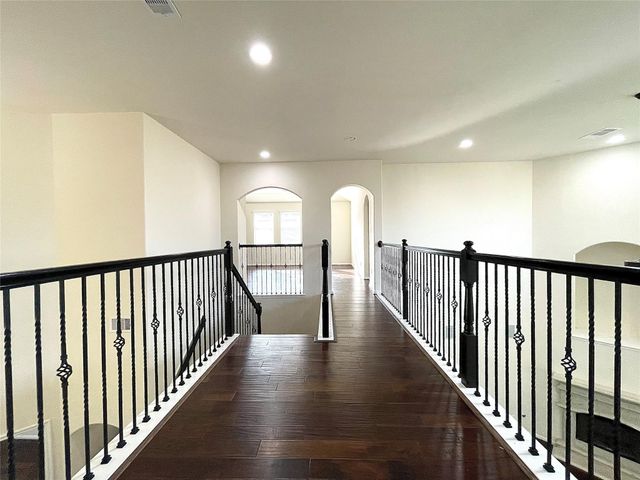 5366 Blue Mountain Lane, Sugar Land, TX 77479