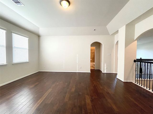 5366 Blue Mountain Lane, Sugar Land, TX 77479