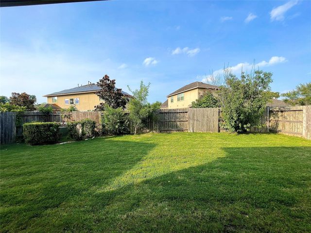 5366 Blue Mountain Lane, Sugar Land, TX 77479