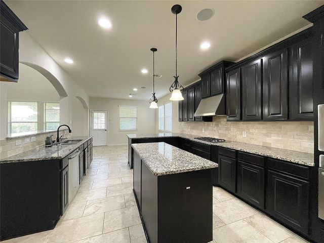 5366 Blue Mountain Lane, Sugar Land, TX 77479