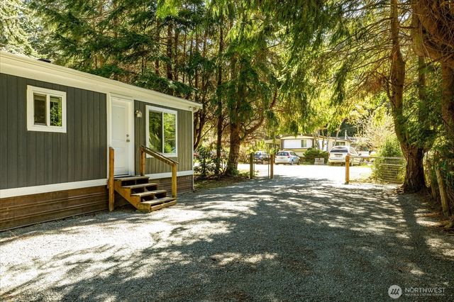 1945 Beachwood Drive, Freeland, WA 98249