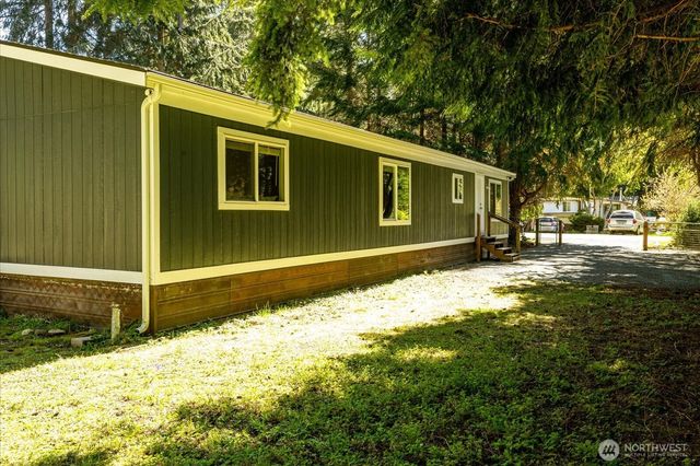 1945 Beachwood Drive, Freeland, WA 98249