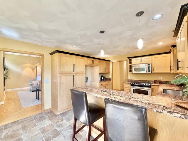 3738 Oak Lane Drive, Beloit, WI 53511
