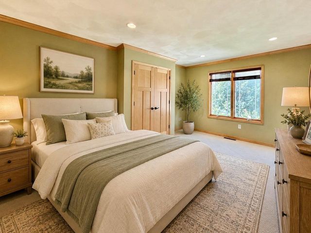 3738 Oak Lane Drive, Beloit, WI 53511